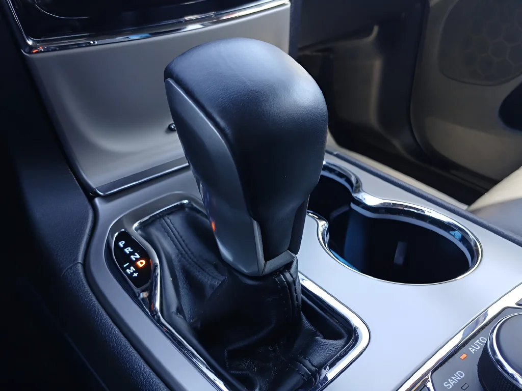 Used 2020 Gray Jeep Limited image 13