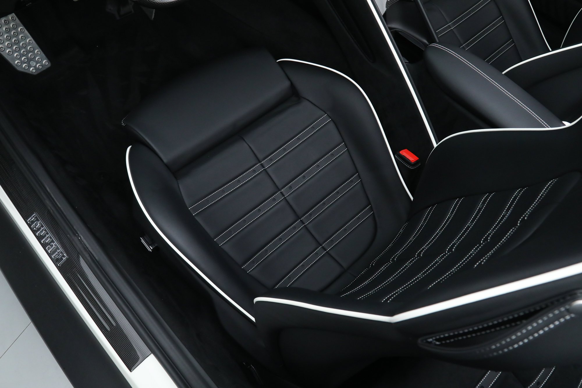 Used 2025 White Ferrari  image 28