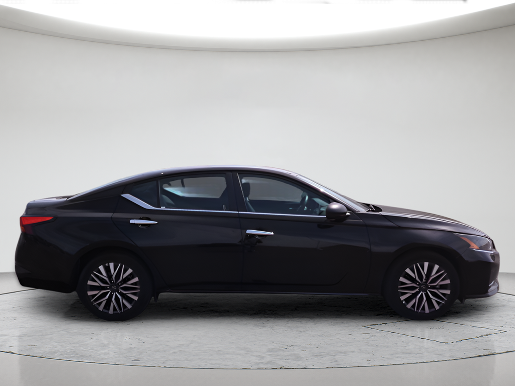 Used 2025 Black Nissan 2.5 SV image 6