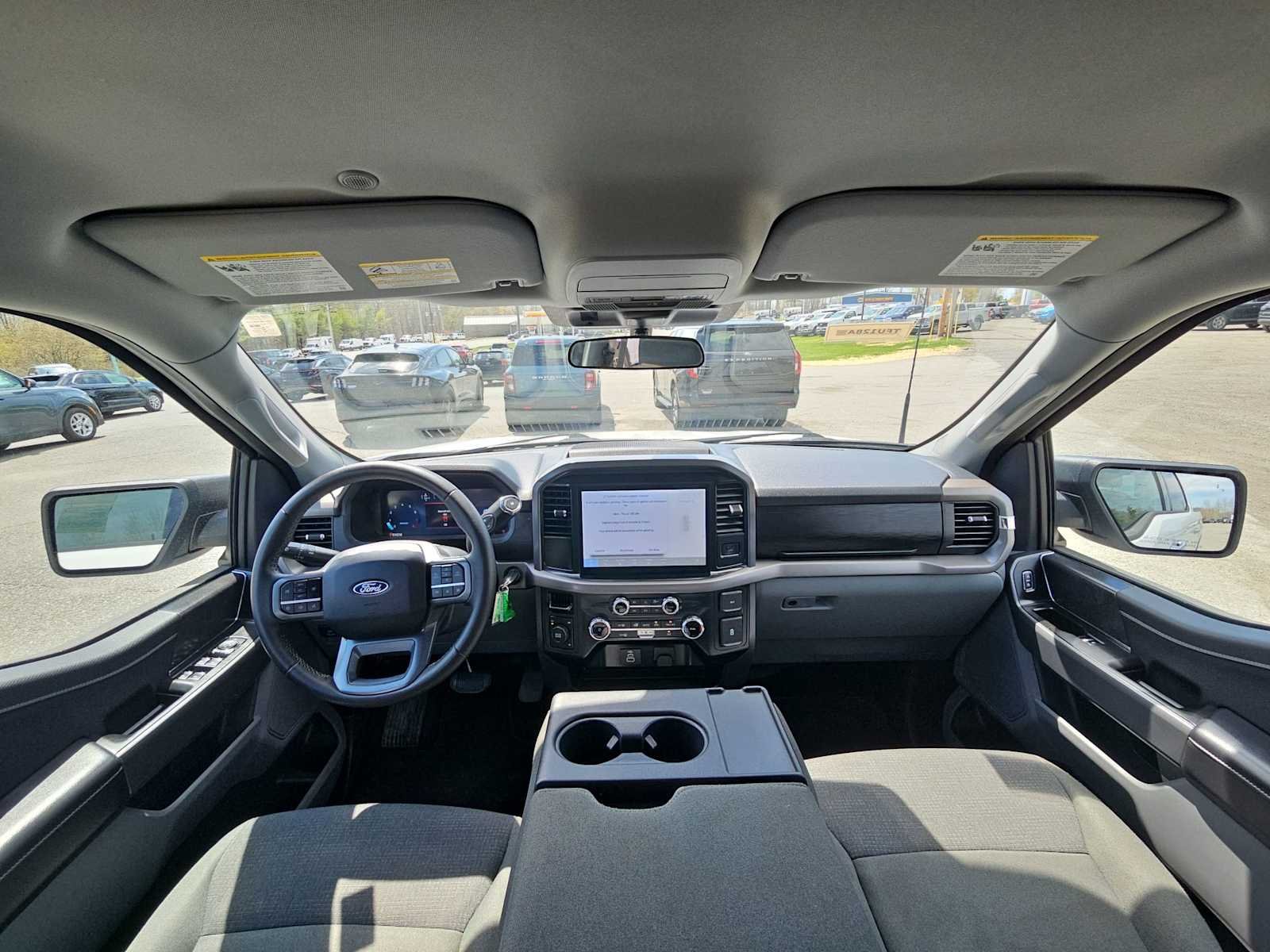 Certified Used 2025 Oxford White Ford XLT image 16