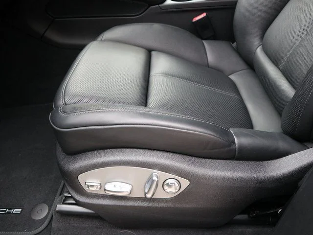 Used 2024 Grey Porsche  image 23