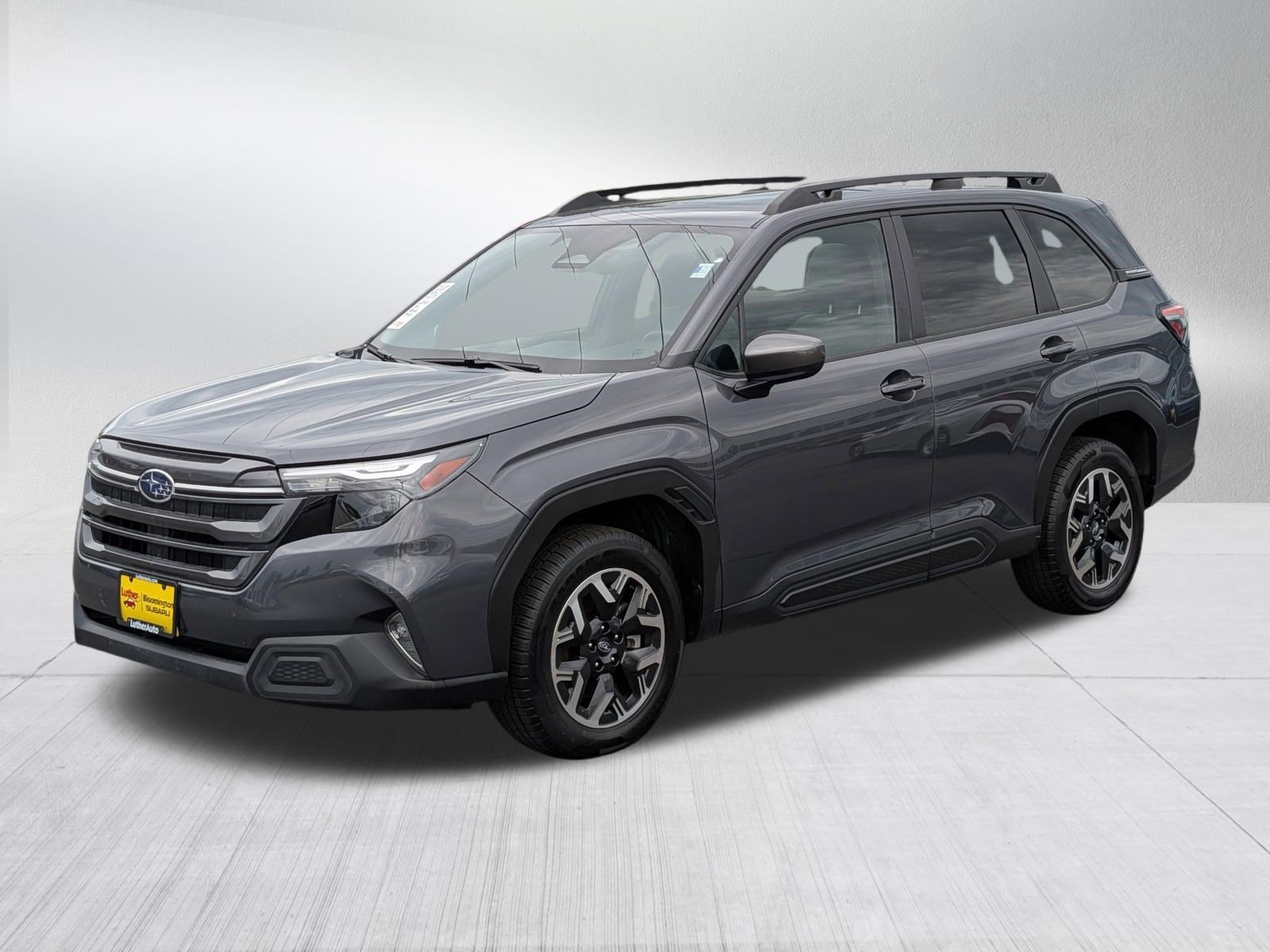 Used 2025 Magnetite Gray Metallic Subaru Premium image 3