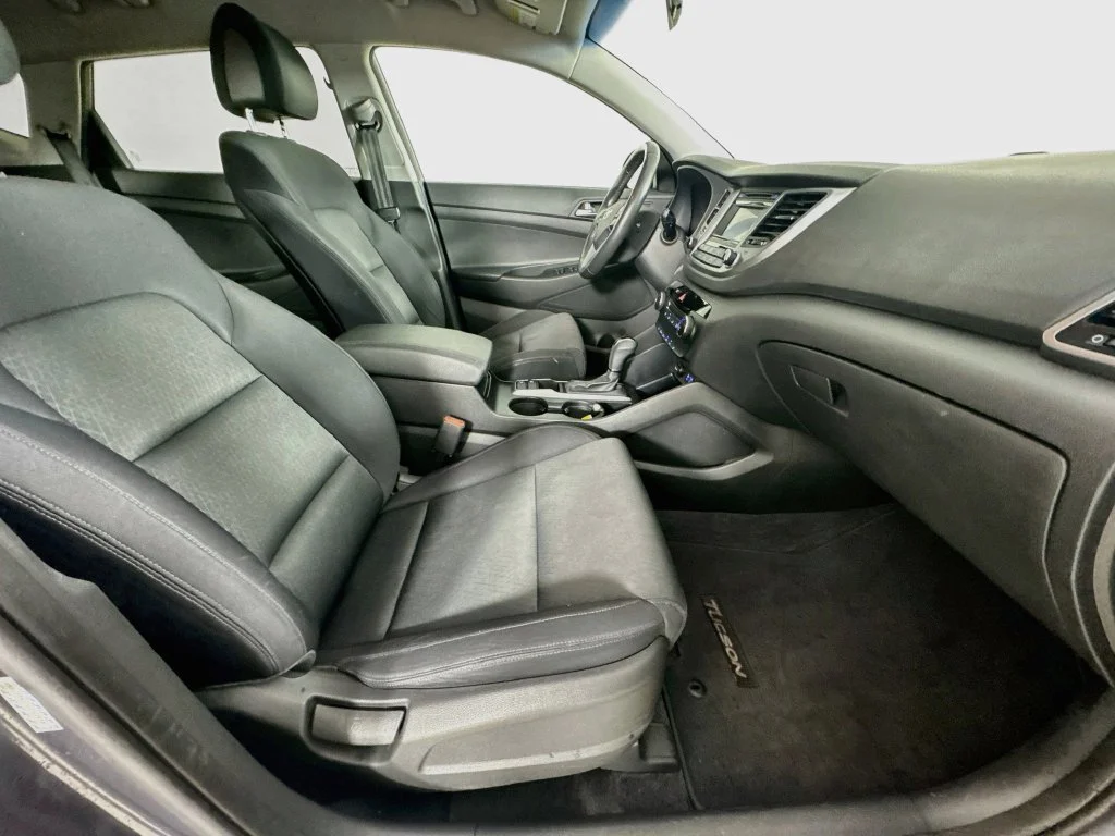 Used 2016 Coliseum Gray Hyundai Sport image 35