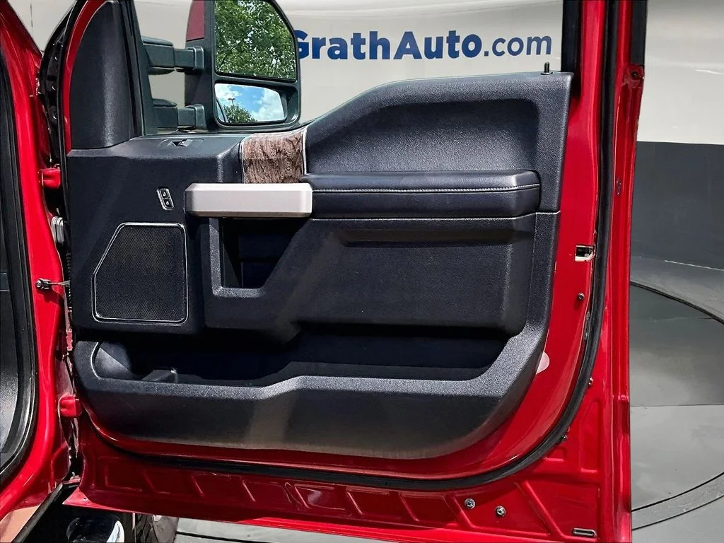 Used 2017 Red Ford Lariat image 31