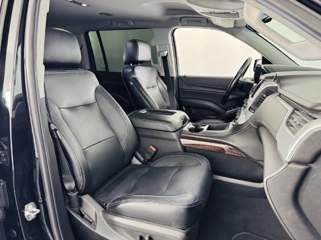 Used 2019 Black GMC SLE image 27