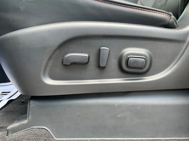 Used 2021 Beige Nissan PRO-4X image 16