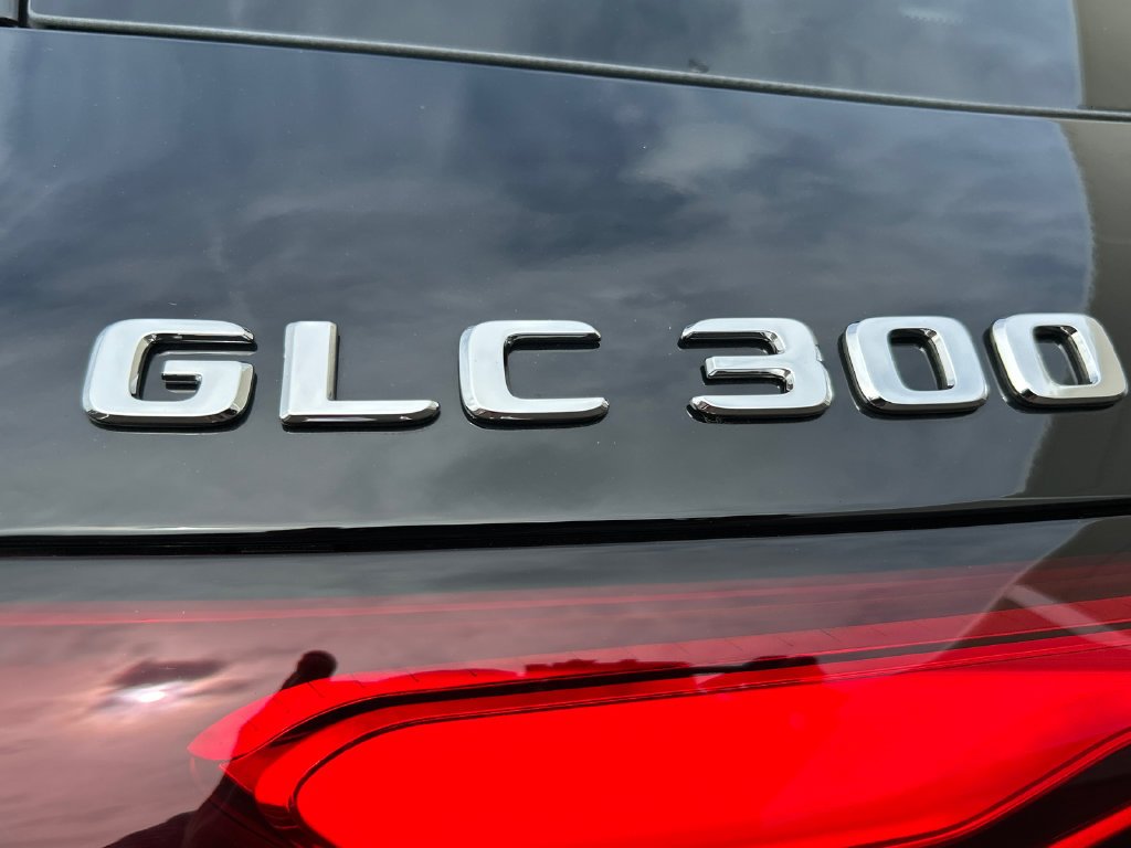 New 2026 Black Mercedes-Benz GLC 300 image 65