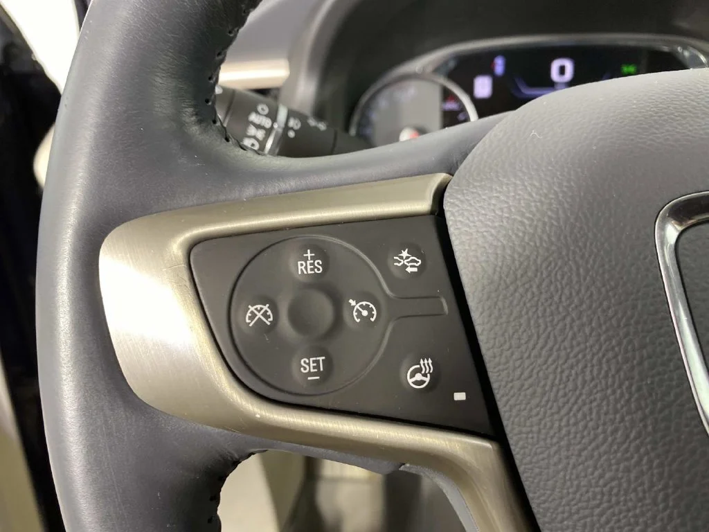 Used 2021 Hunter Green GMC Denali image 20