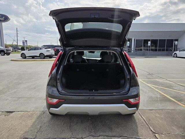 Used 2025 Interstellar Gray Kia LX image 30