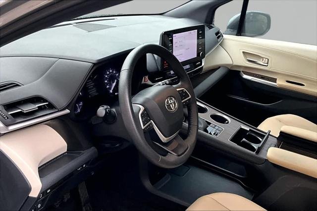 Certified Used 2023 CELESTIAL SILVER METALLIC Toyota  image 18