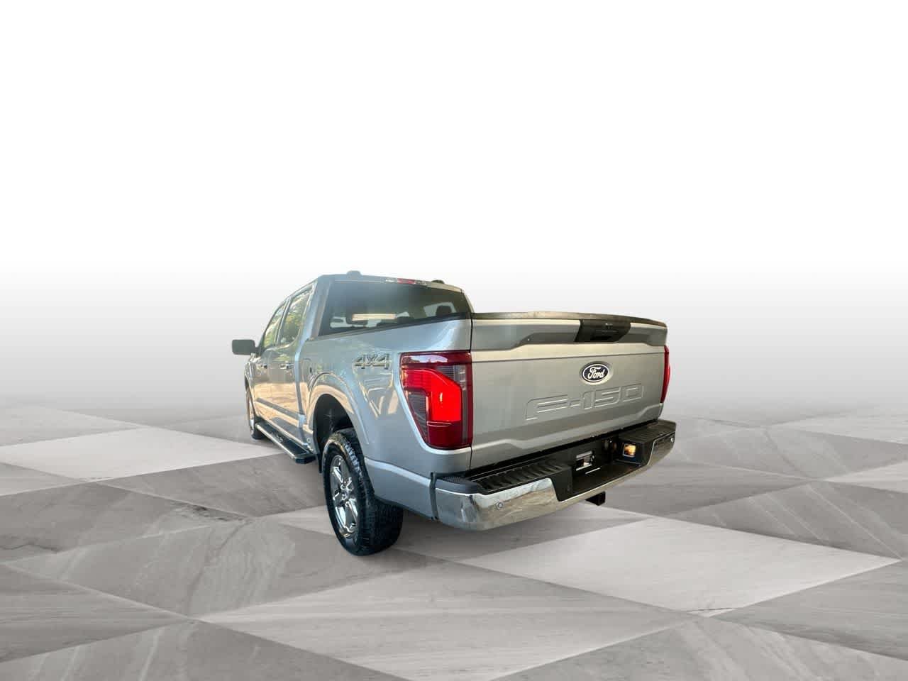 Used 2025 Iconic Silver Metallic Ford XLT image 6