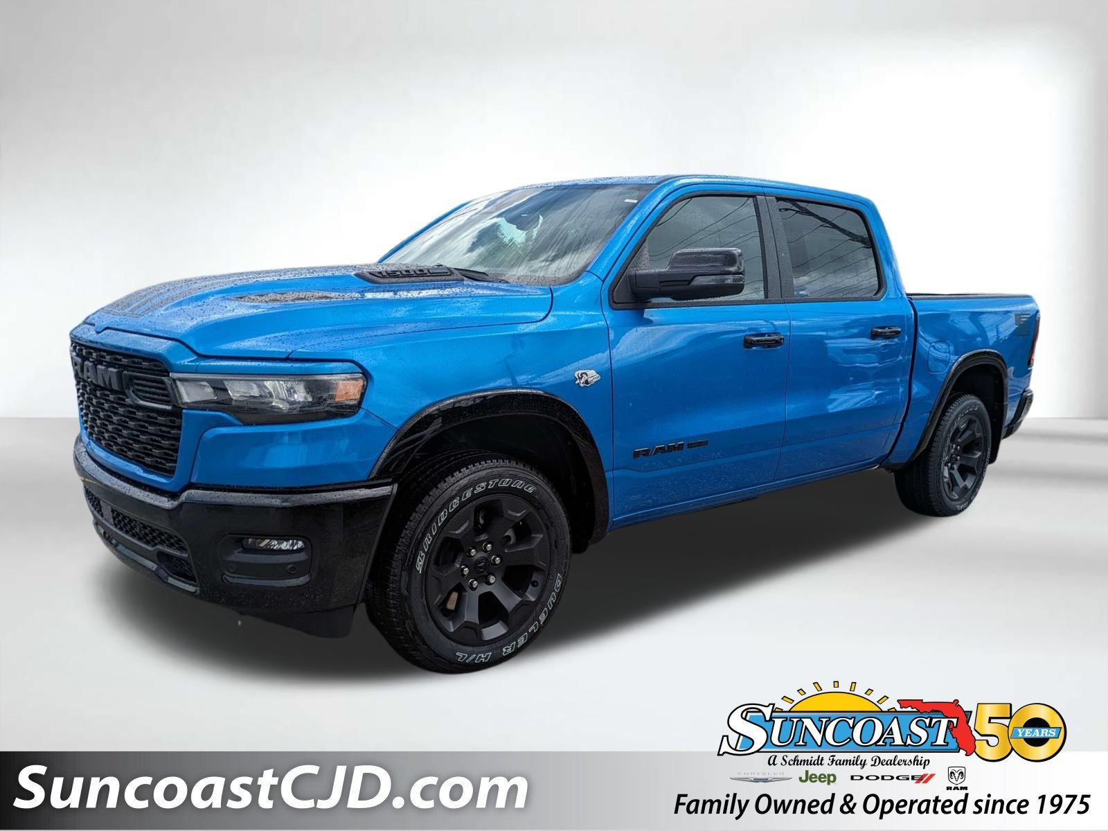 New 2026 Hydro Blue Pearl-Coat Exterior Paint RAM Big Horn/Lone Star image 1
