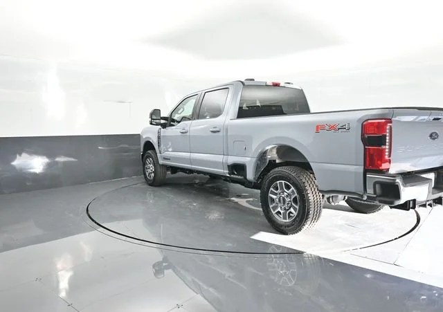Used 2026 Gray Metallic Ford Lariat image 5