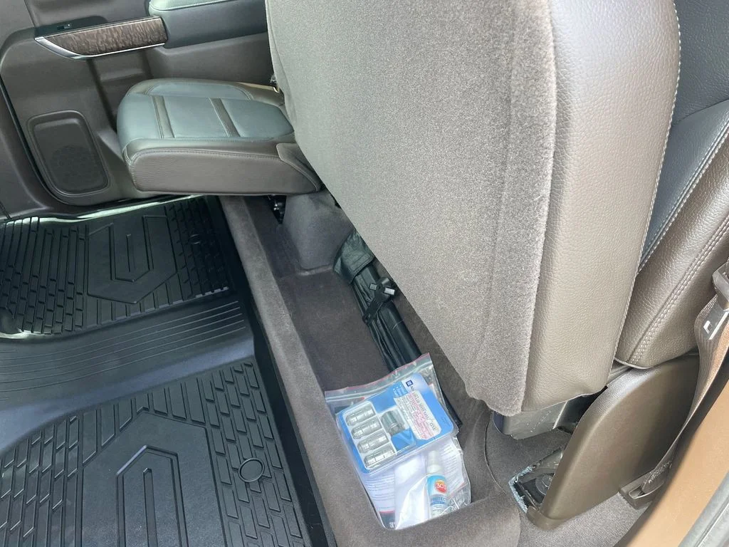 Used 2019 Smokey Quartz Metallic GMC Denali image 9