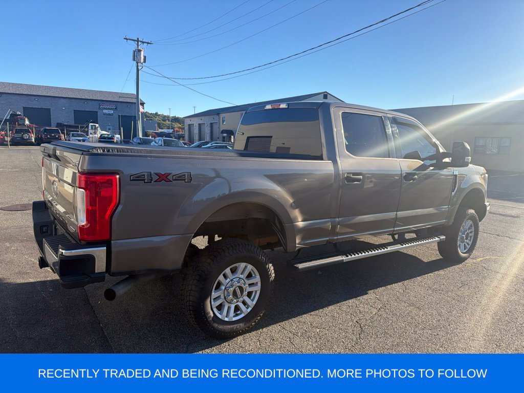 Used 2018 Stone Gray Metallic Ford XLT image 3