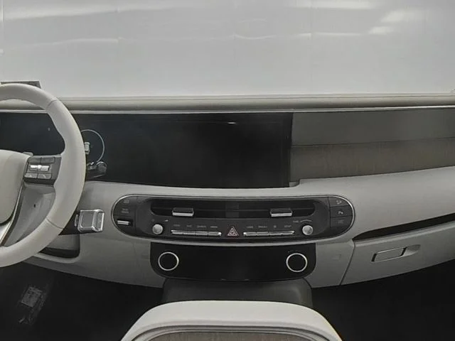 New 2026 Silver Hyundai SEL image 34