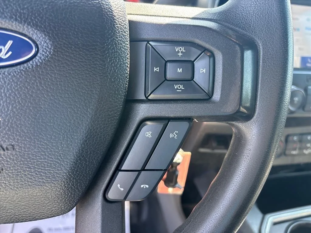 Used 2021 Oxford White Ford XLT image 29
