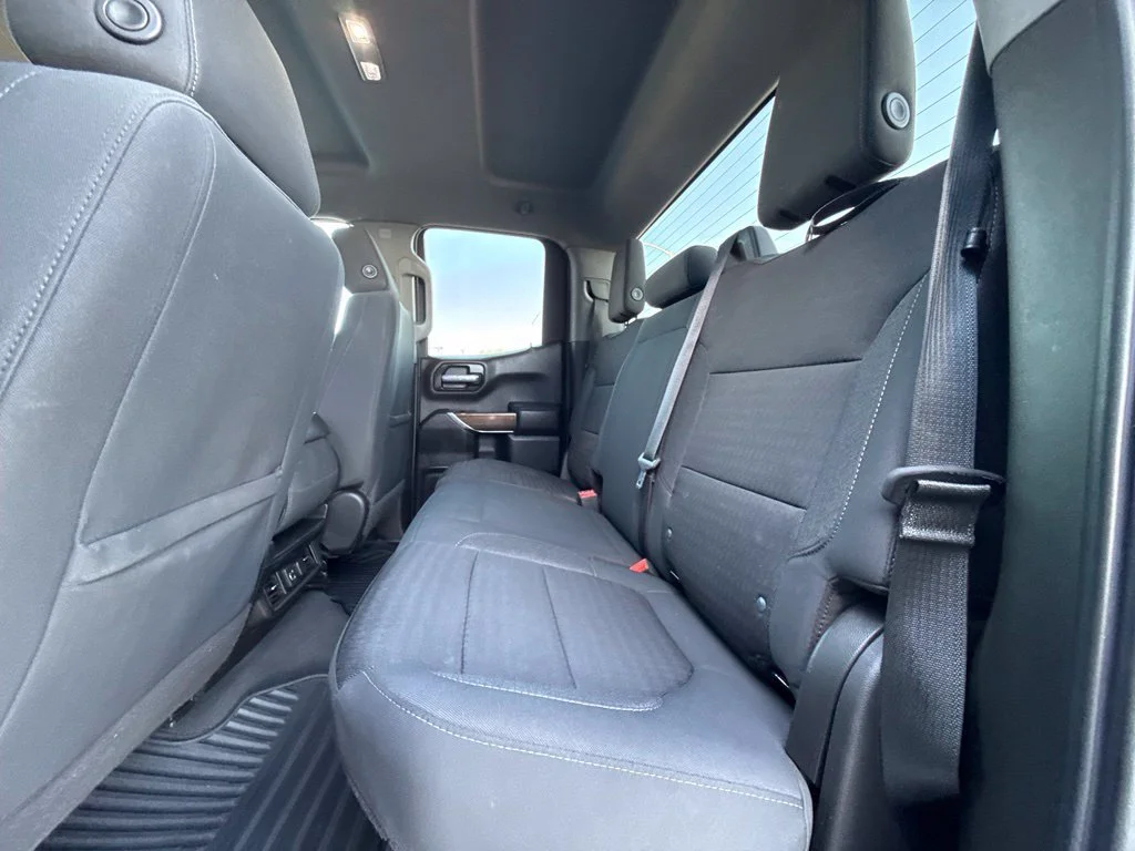 Used 2021 BLACK Chevrolet RST image 33