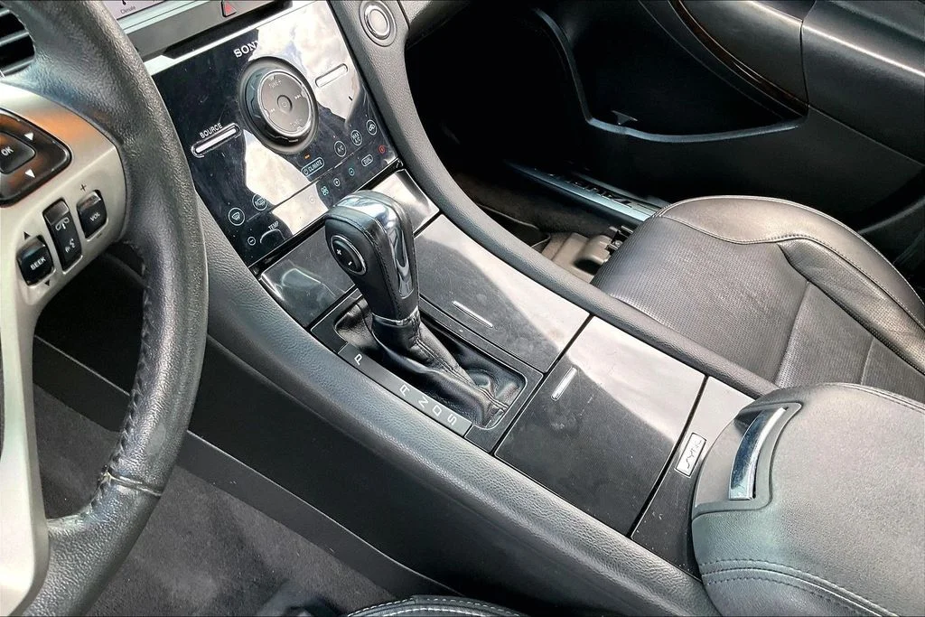Used 2019 White Ford Limited image 16