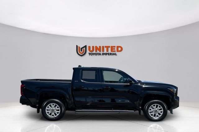 New 2026 Black Toyota  SR5 image 2