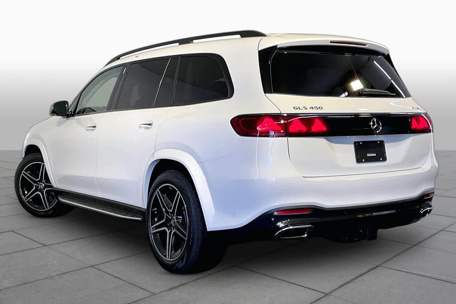 New 2027 Polar White Mercedes-Benz GLS 450 image 3