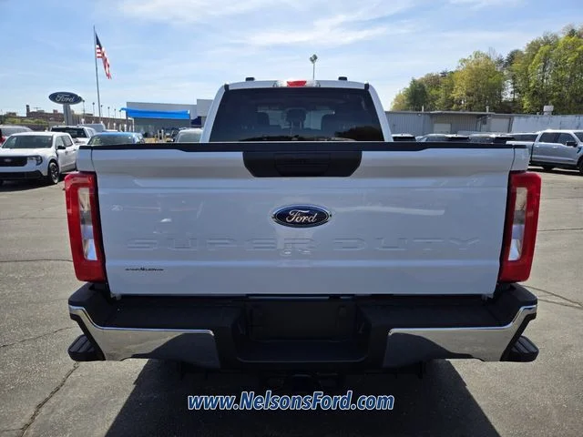 New 2026 White Ford XLT image 5