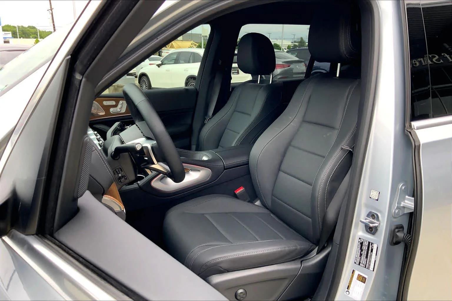 New 2025 Cirrus Silver Metallic Mercedes-Benz GLS 450 image 9