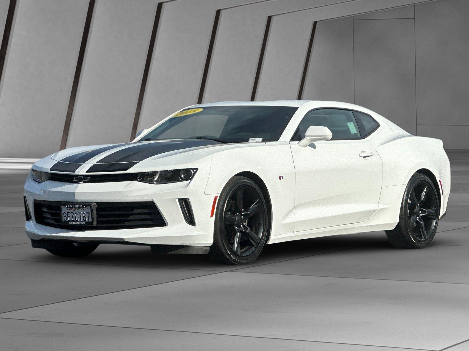 Used 2018 SUMMIT WHITE Chevrolet 1LT image 8