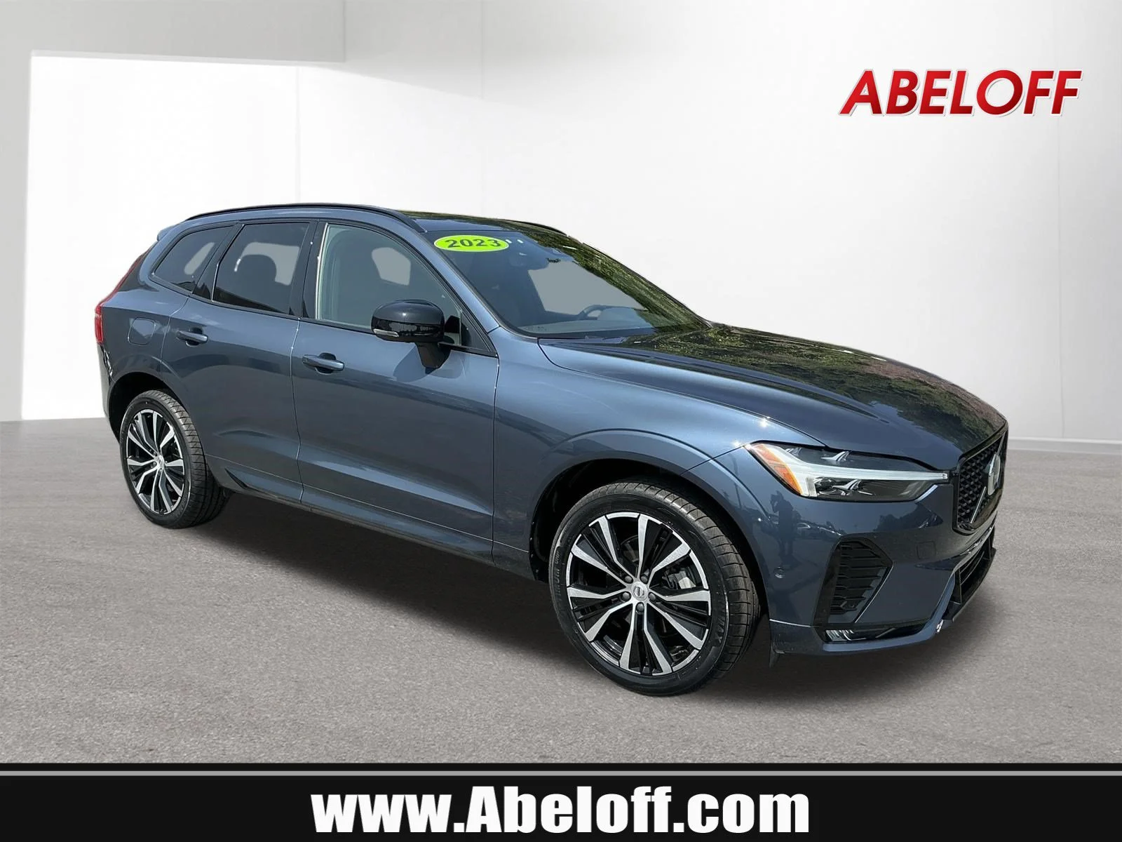 2023 Volvo XC60 Plus