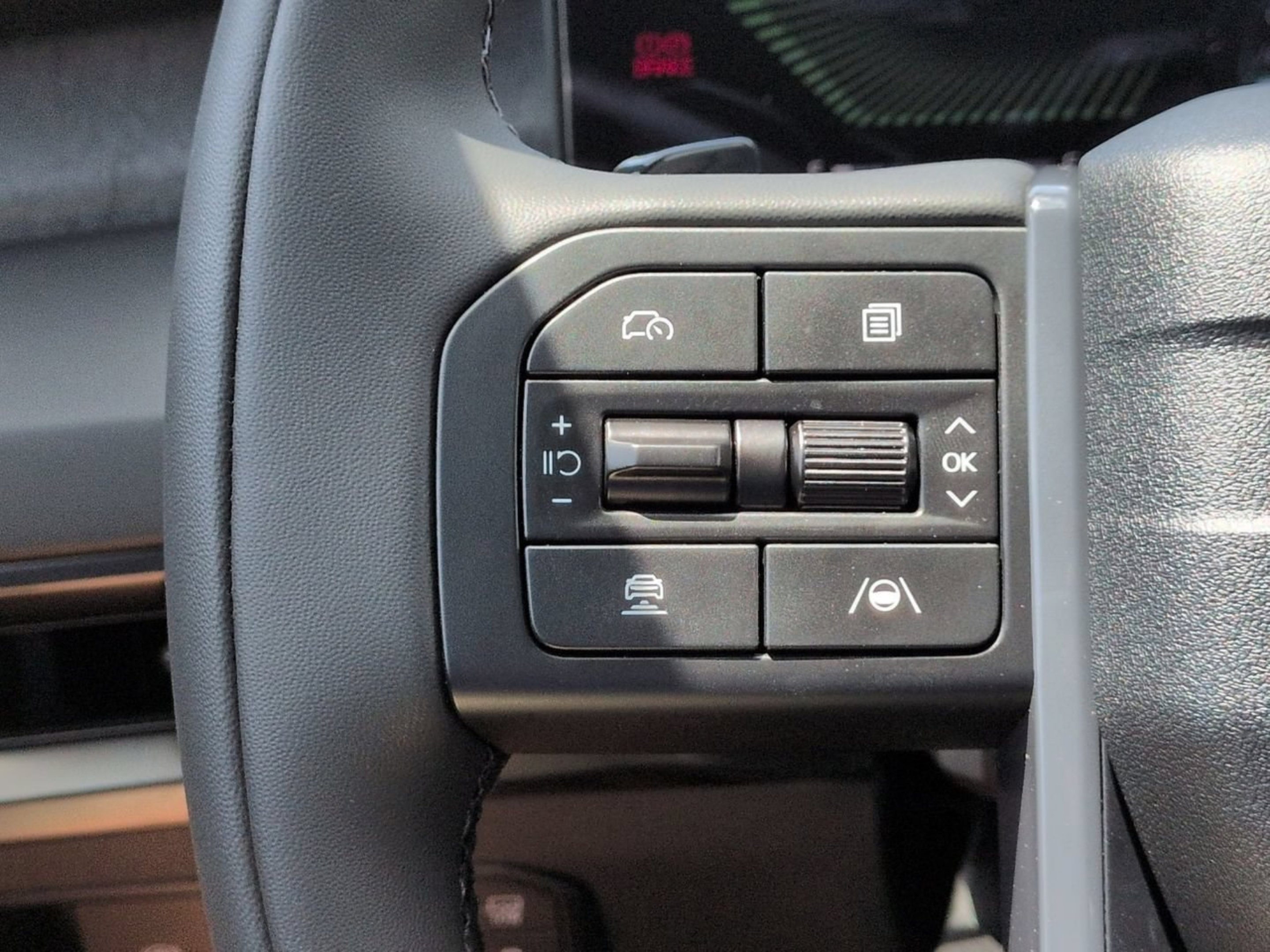 New 2027 Wolf Gray Kia X-Line EX image 32