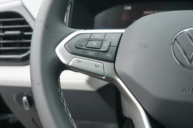 2025 Volkswagen Taos S - Photo 22