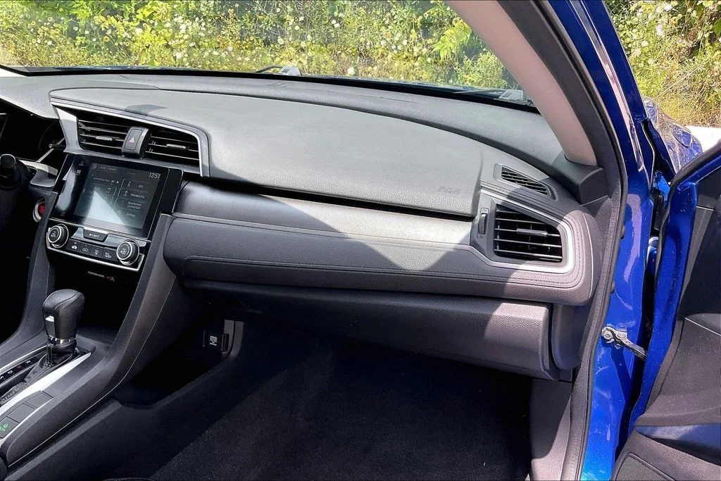 Used 2016 Blue Honda EX image 16