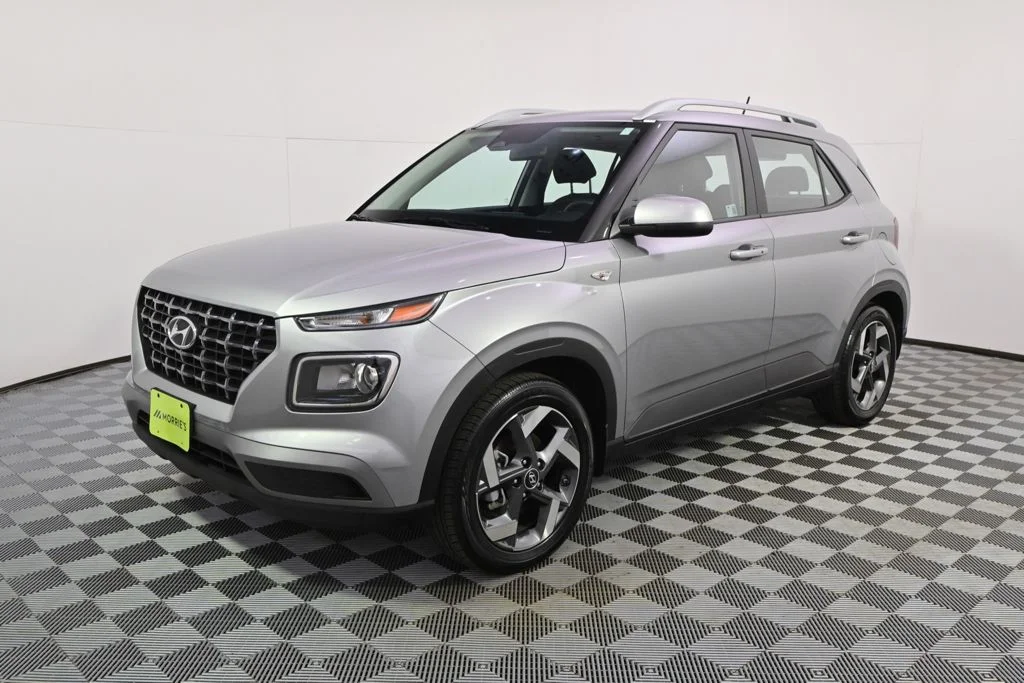 Certified 2025 Hyundai Venue SEL with VIN KMHRC8A36SU390454 for sale in St. Louis Park, Minnesota