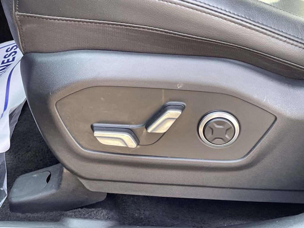 Certified Used 2025 Gray Hyundai Limited image 18