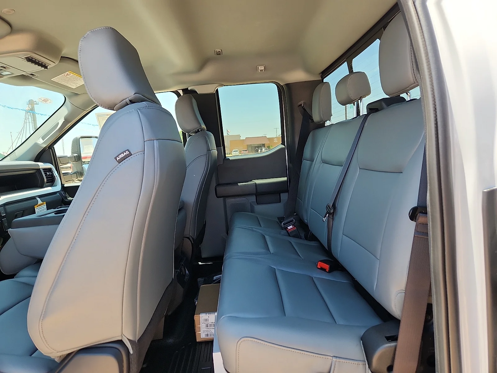 New 2026 Oxford White Ford F-350® XL image 18
