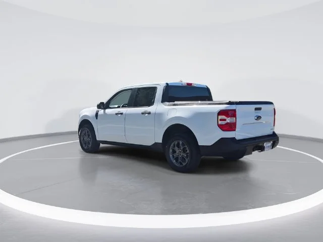 Used 2024 White Ford XLT image 6