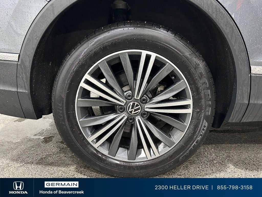 Used 2024 Platinum Gray Metallic Volkswagen 2.0T Wolfsburg Edition image 10
