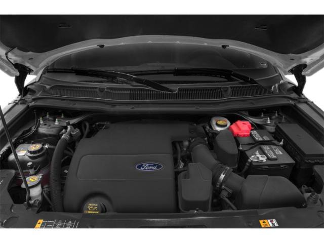 Used 2015  Ford Limited image 13