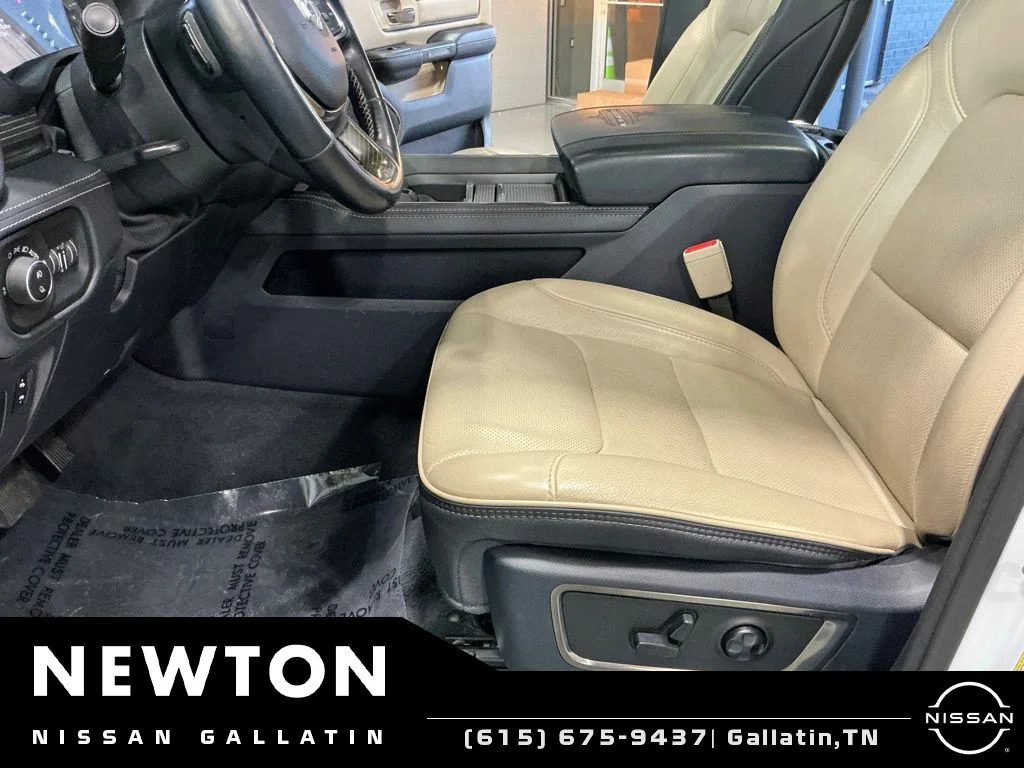 Used 2020 Bright White Clearcoat Ram Limited image 19