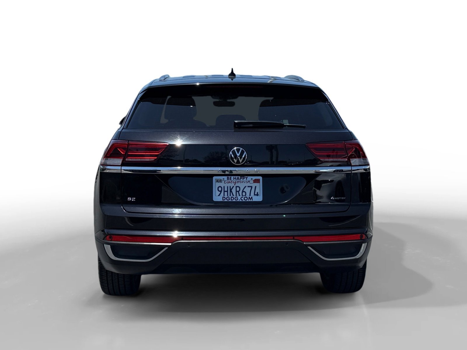 Used 2023 Deep Black Volkswagen 2.0T SE w/Technology image 4