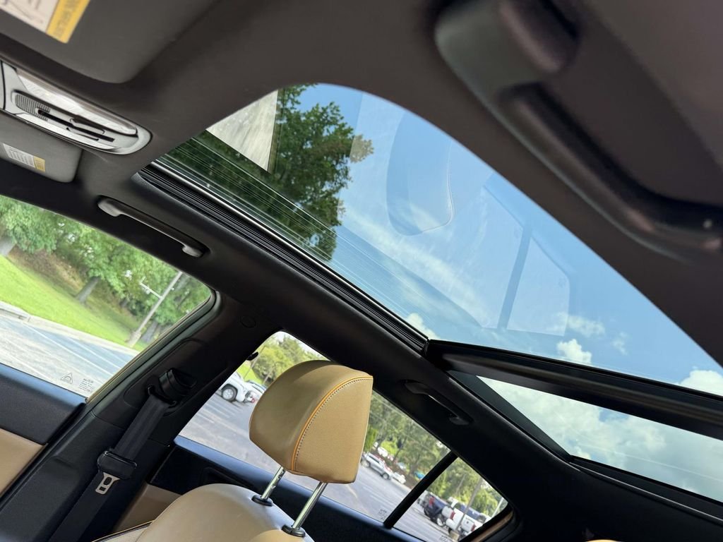 Used 2018 Brown Kia SX image 19