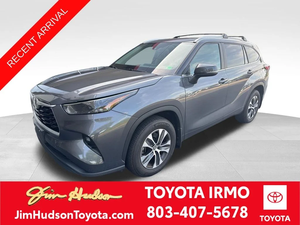 Used 2023 Gray Toyota XLE image 1