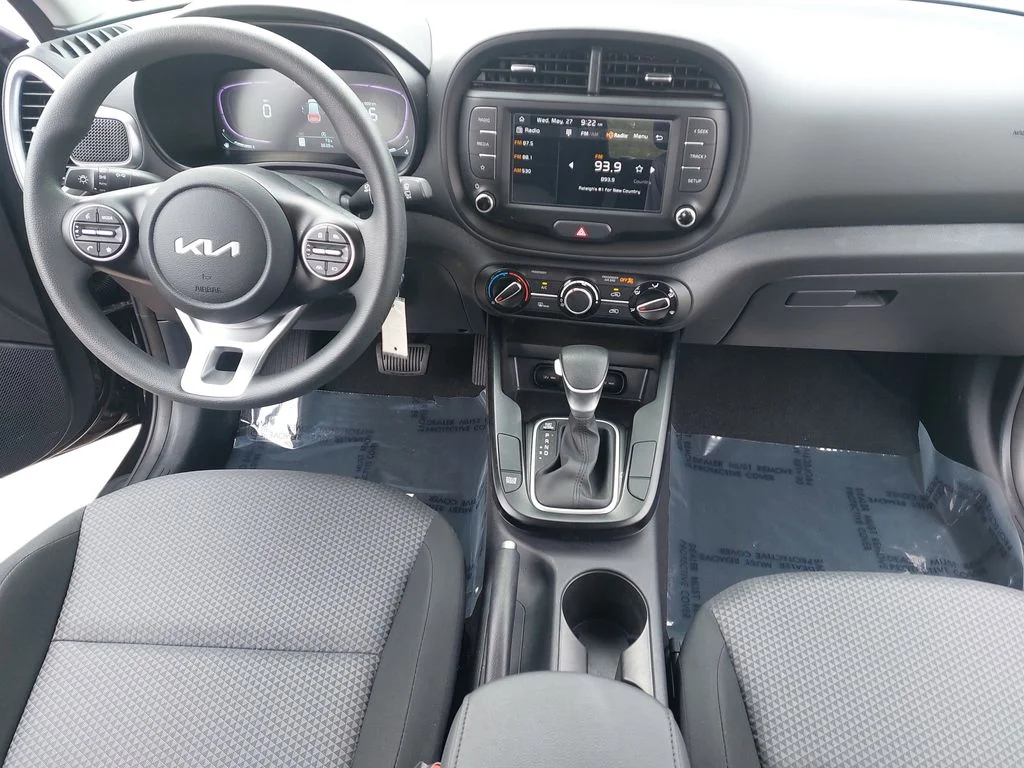 Used 2025 Black Kia LX image 9