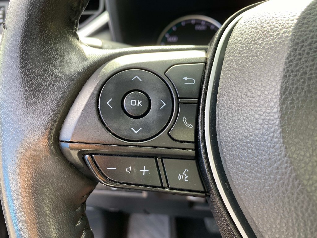 Used 2022 Gray Toyota XLE image 20
