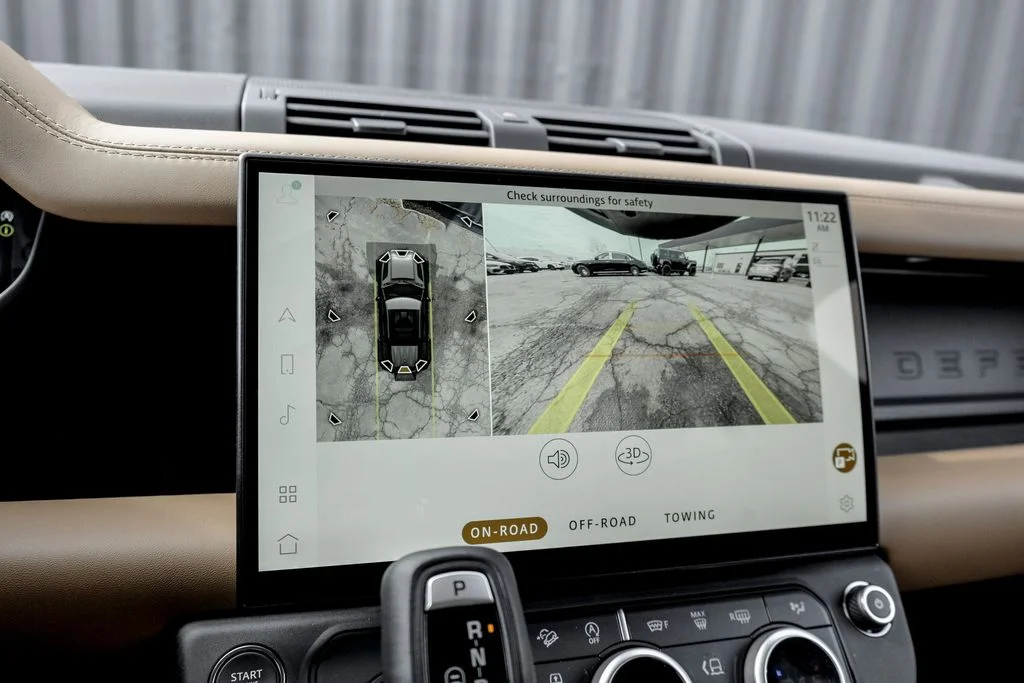 New 2026 Carpathian Grey Land Rover X-Dynamic SE image 14