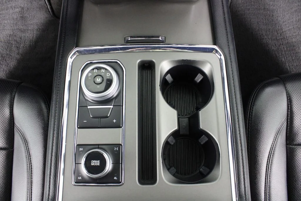 Used 2021 White Ford XLT image 28