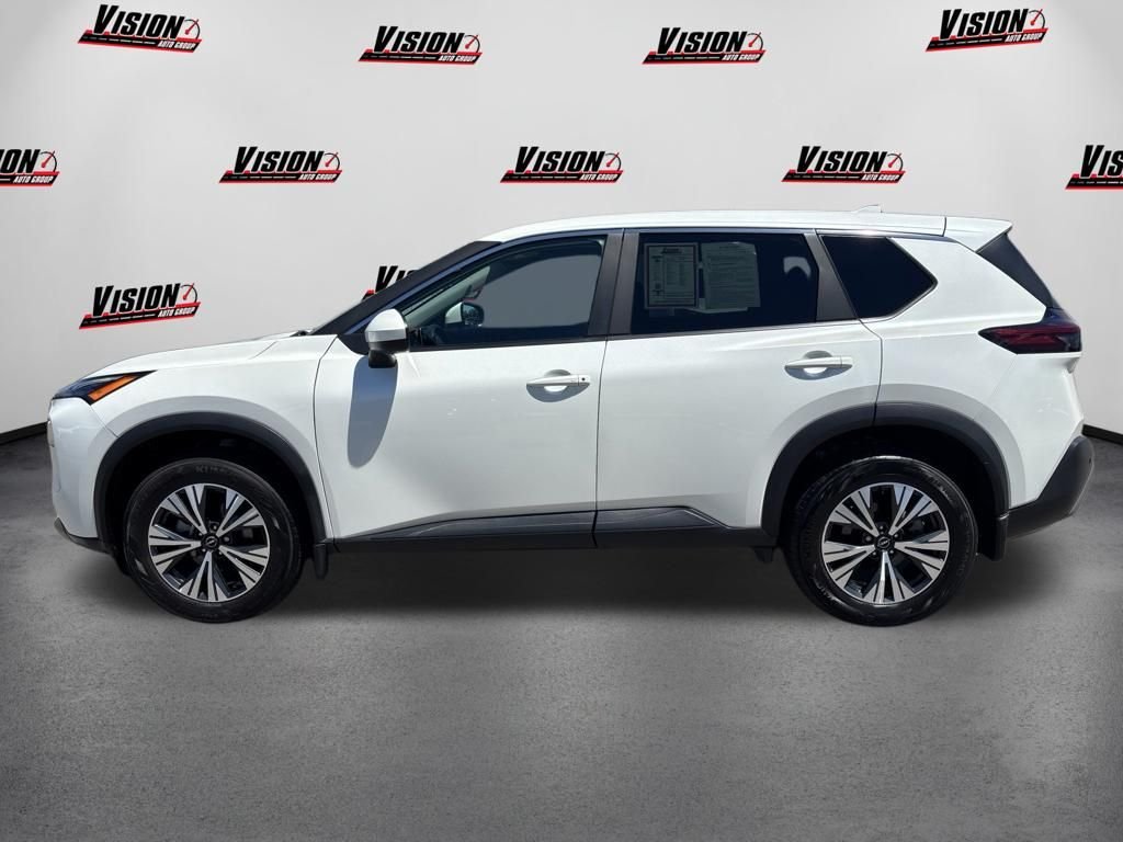 Used 2023 White Nissan SV image 9