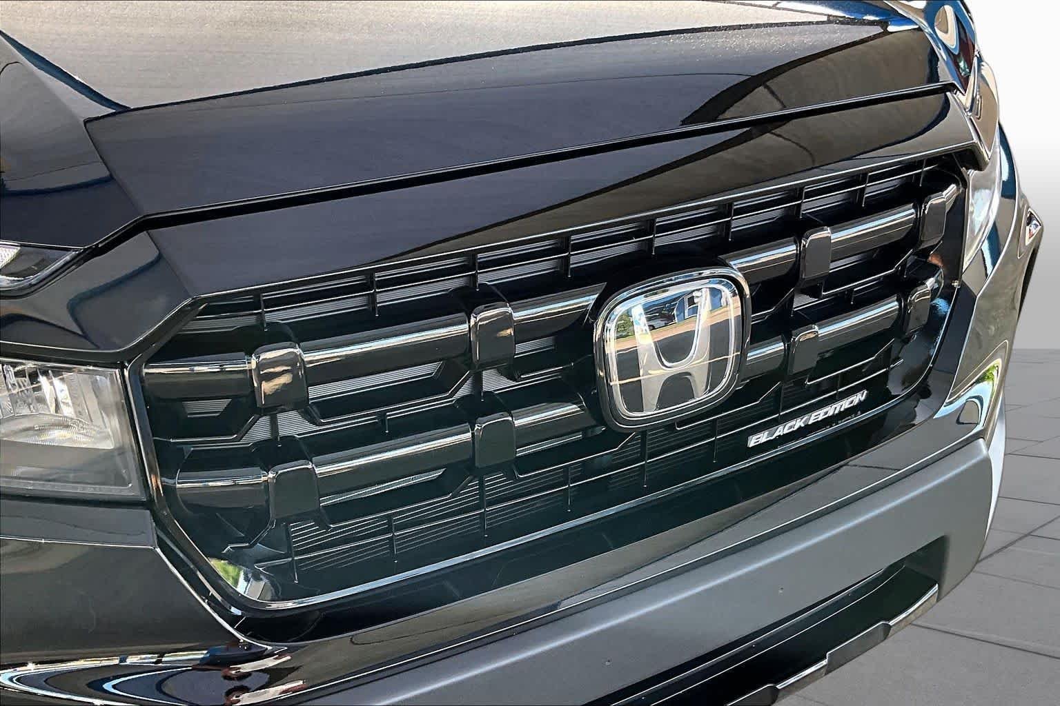 Certified Used 2026 Crystal Black Pearl Honda Black Edition image 30