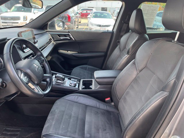 Used 2022 Mercury Gray Metallic Mitsubishi Black Edition image 12