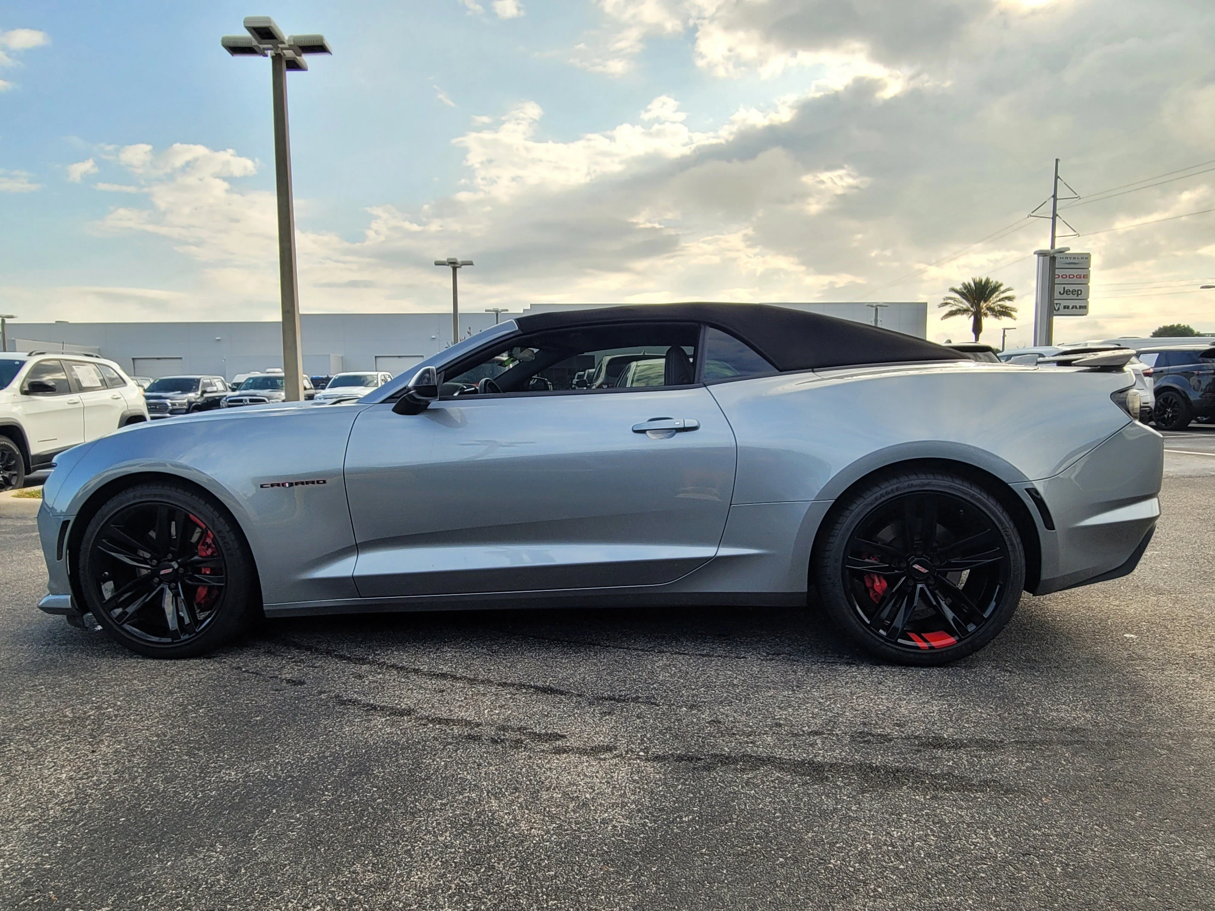 Used 2023 Sharkskin Metallic Chevrolet 1SS image 7